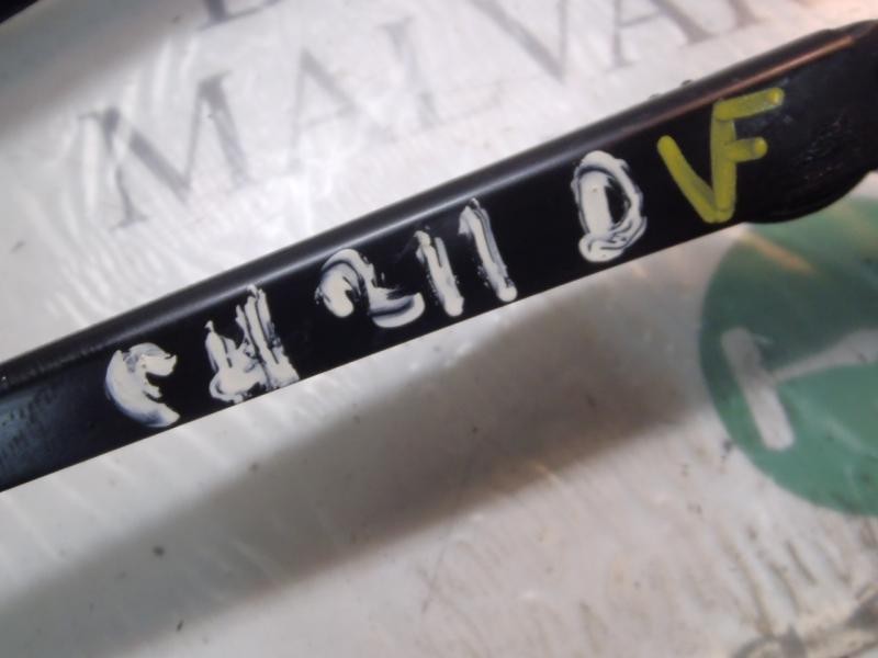 Recambio de brazo limpia delantero derecho para volkswagen caddy ka/kb (2k) furg. referencia OEM IAM 2K1955410A  