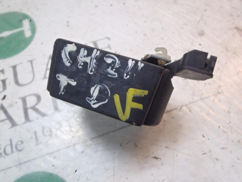 Recambio de maneta interior trasera derecha para volkswagen caddy ka/kb (2k) furg. referencia OEM IAM 2K08293099B9  