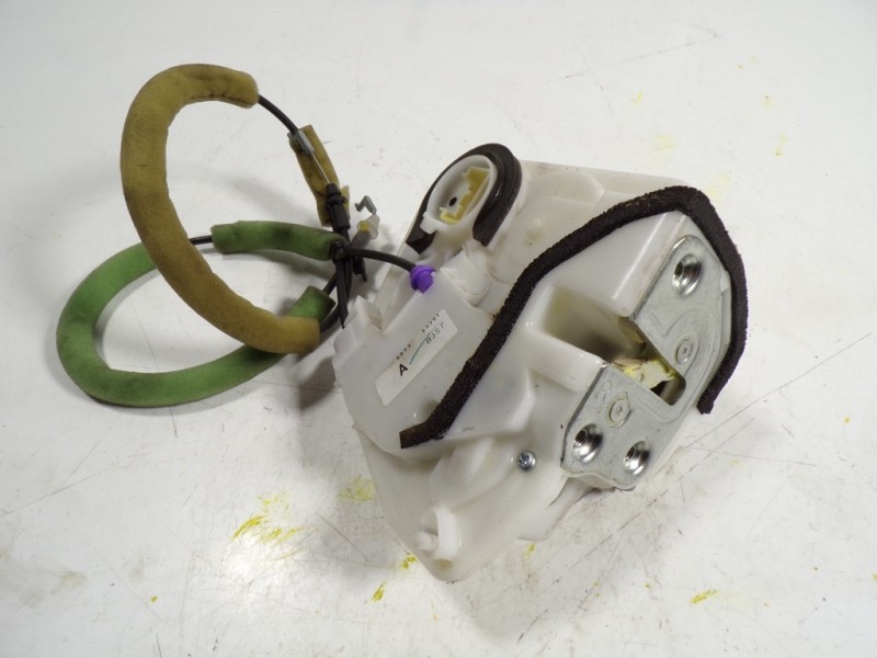 Recambio de cerradura puerta trasera derecha para mazda 3 lim. () 1.5 diesel cat referencia OEM IAM BJS772310 6B23B0202 6B23B020