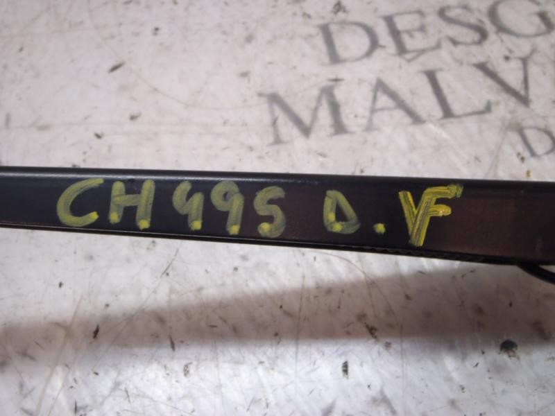 Recambio de brazo limpia delantero derecho para volkswagen polo (9n1) gt referencia OEM IAM   