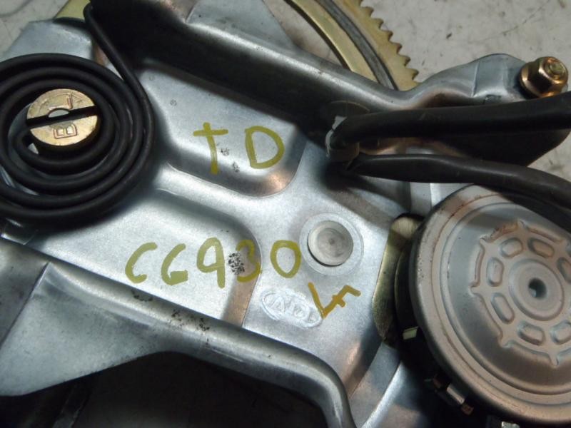 Recambio de elevalunas trasero derecho para kia sorento 2.5 crdi ex referencia OEM IAM   