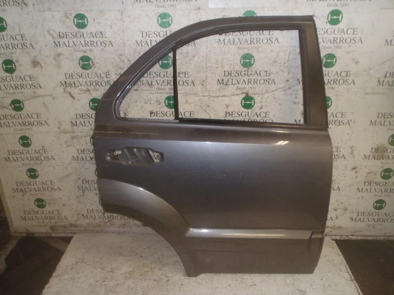 Recambio de puerta trasera derecha para kia sorento 2.5 crdi ex referencia OEM IAM   