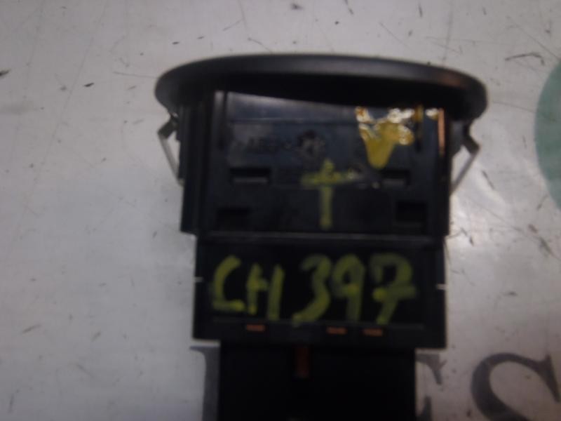 Recambio de mando elevalunas trasero izquierdo para citroën c3 pluriel 1.4 hdi referencia OEM IAM   