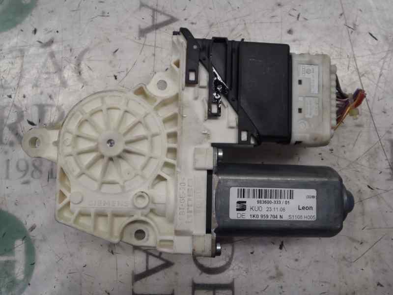 Recambio de motor elevalunas trasero derecho para seat leon (1p1) fr referencia OEM IAM 1K0959704AFSE1 1K0959704N 