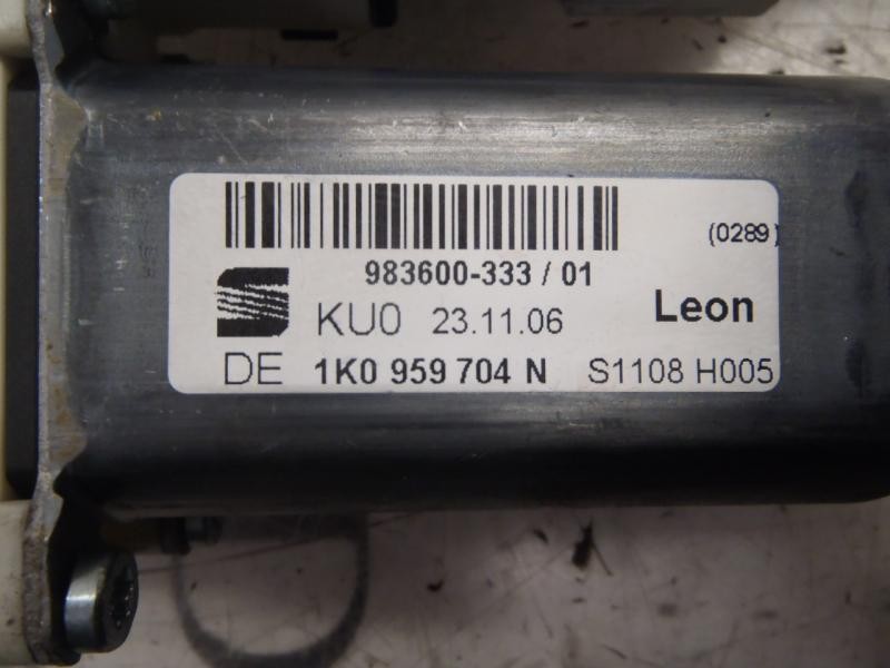 Recambio de motor elevalunas trasero derecho para seat leon (1p1) fr referencia OEM IAM 1K0959704AFSE1 1K0959704N 