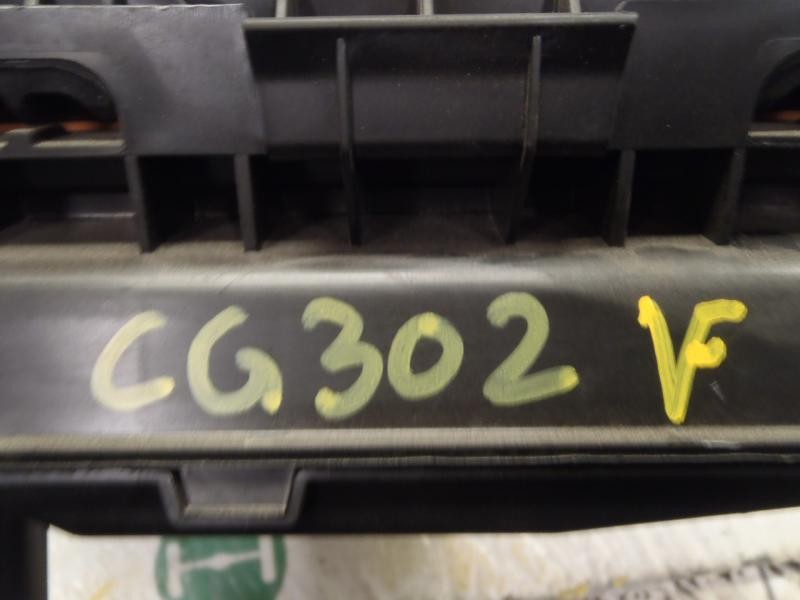 Recambio de filtro aire para peugeot 208 1.4 hdi fap referencia OEM IAM   