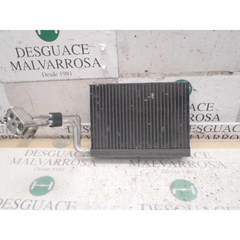 Recambio de evaporador aire acondicionado para bmw serie 1 berlina (e81/e87) 120d referencia OEM IAM 64119290888  