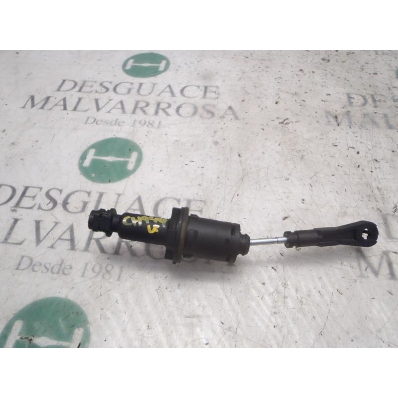 Recambio de bomba embrague para peugeot 407 sr confort referencia OEM IAM 218234  