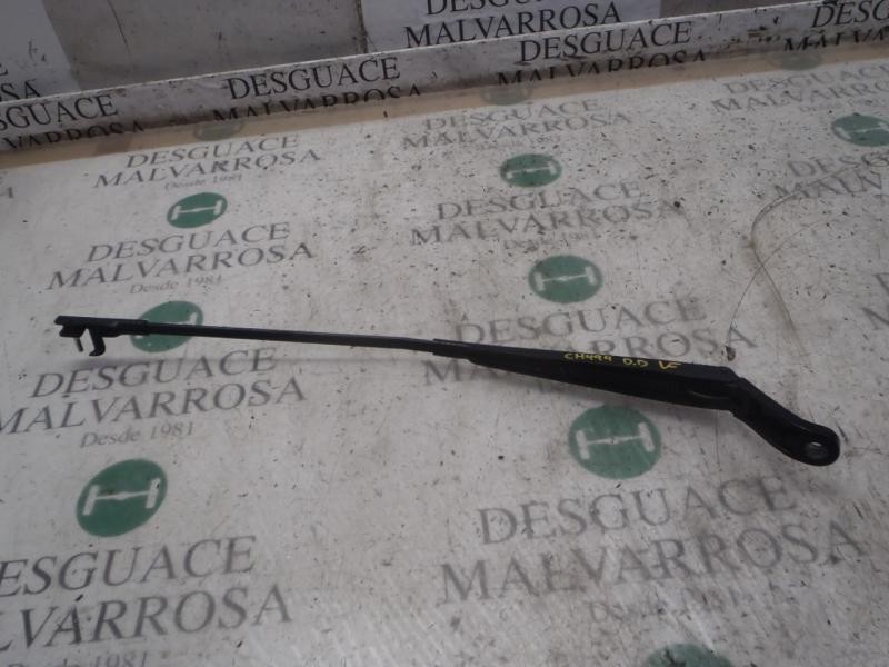 Recambio de brazo limpia delantero derecho para peugeot 407 sr confort referencia OEM IAM 6429X5  