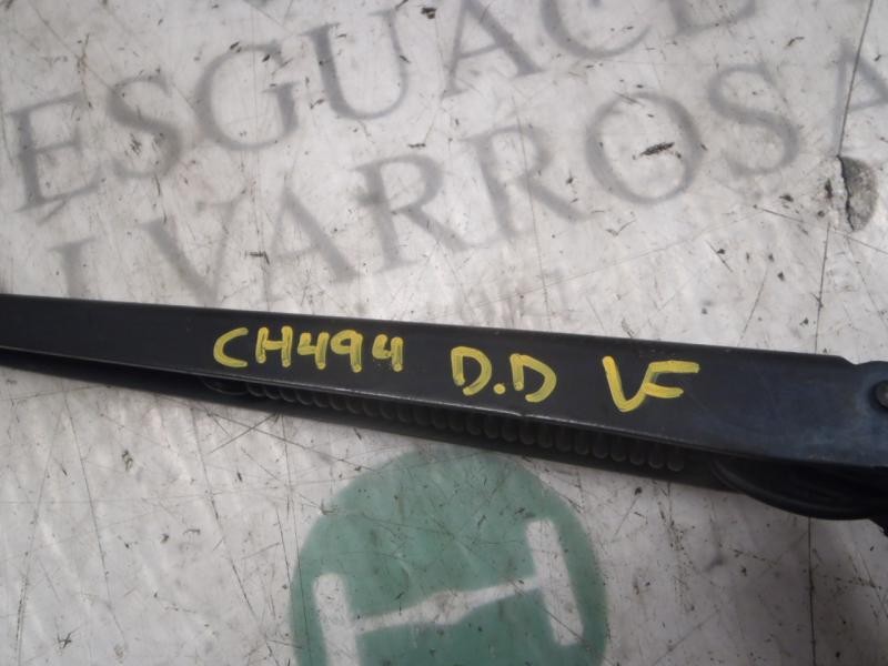 Recambio de brazo limpia delantero derecho para peugeot 407 sr confort referencia OEM IAM 6429X5  