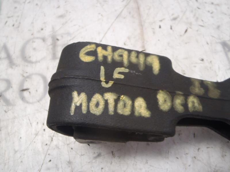 Recambio de soporte motor derecho para peugeot 407 sr confort referencia OEM IAM 180674  