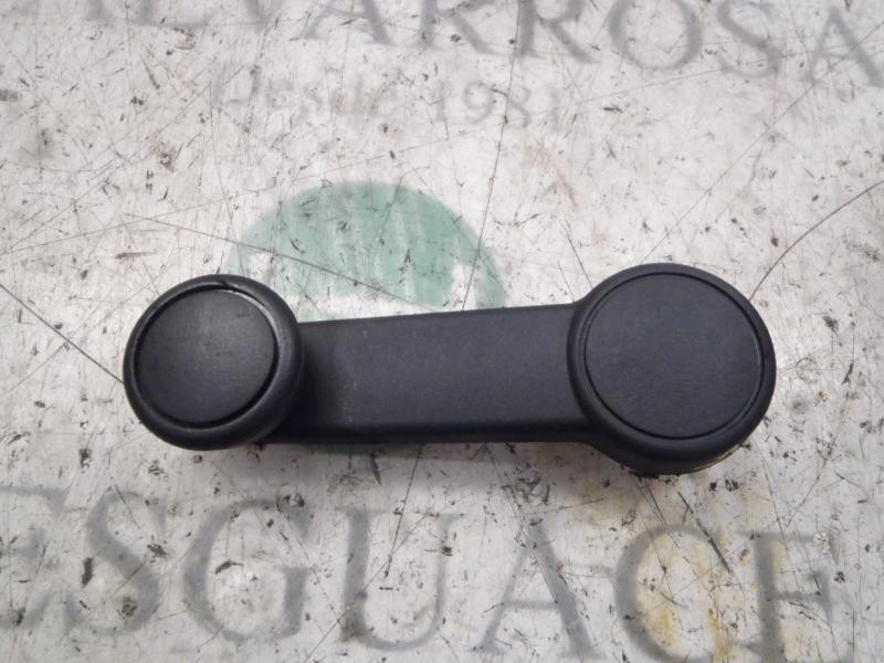 Recambio de maneta elevalunas trasera derecha para ford focus lim. (cb8) trend referencia OEM IAM 1682662  