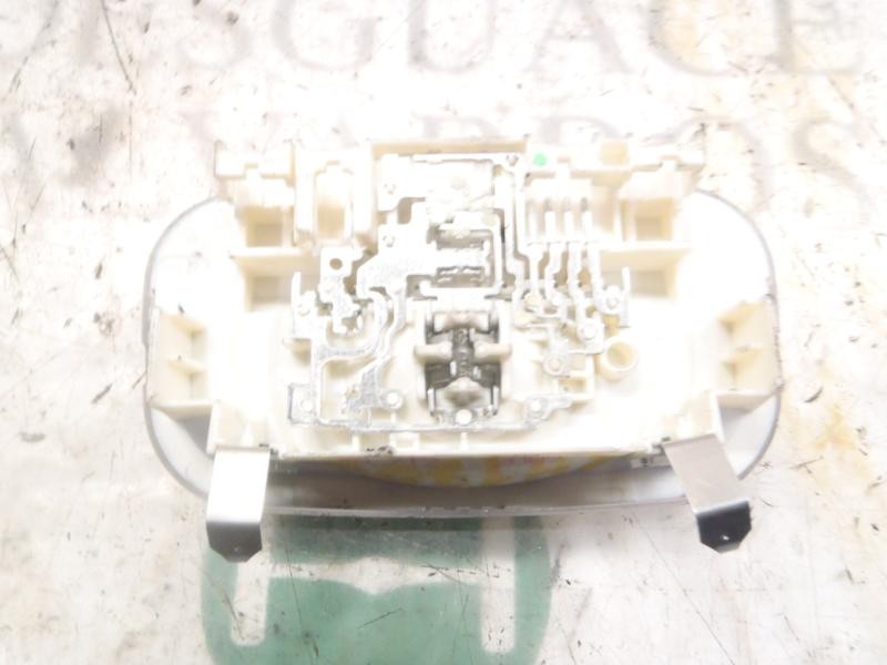 Recambio de piloto interior para citroën c4 berlina exclusive referencia OEM IAM 6362Q0  