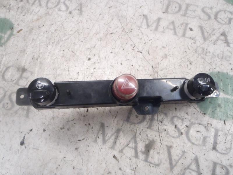 Recambio de warning para fiat nuova 500 (150) lounge referencia OEM IAM   