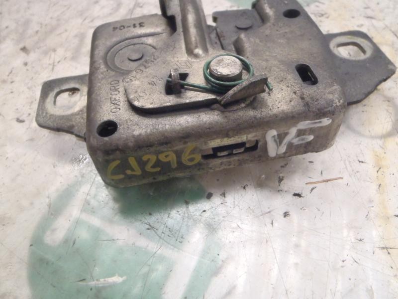 Recambio de cerradura capot para renault modus confort dynamique referencia OEM IAM 8200257616  