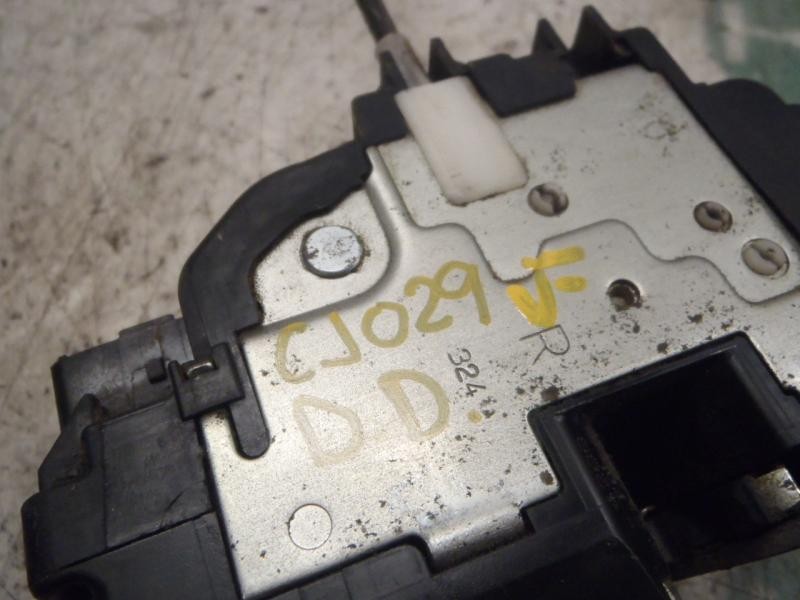 Recambio de cerradura puerta delantera derecha para nissan micra (k12e) acenta referencia OEM IAM   