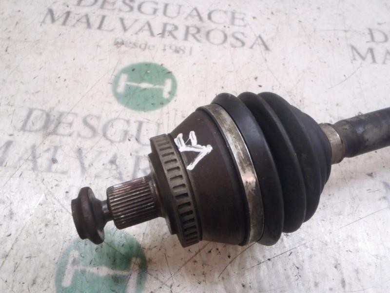 Recambio de transmision derecha para audi a4 berlina (8e) 3.0 tdi quattro (150kw) referencia OEM IAM 8E0407272AT  