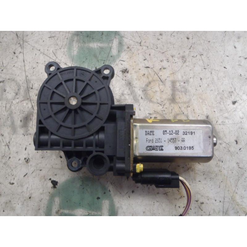 Recambio de motor elevalunas delantero derecho para ford fiesta (cbk) ambiente referencia OEM IAM   