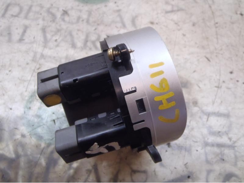 Recambio de warning para ssangyong kyron 200 xdi limited referencia OEM IAM 8521009000 8520109010 