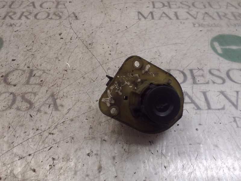 Recambio de maneta porton para citroën zx 1.9 turbodiesel referencia OEM IAM   