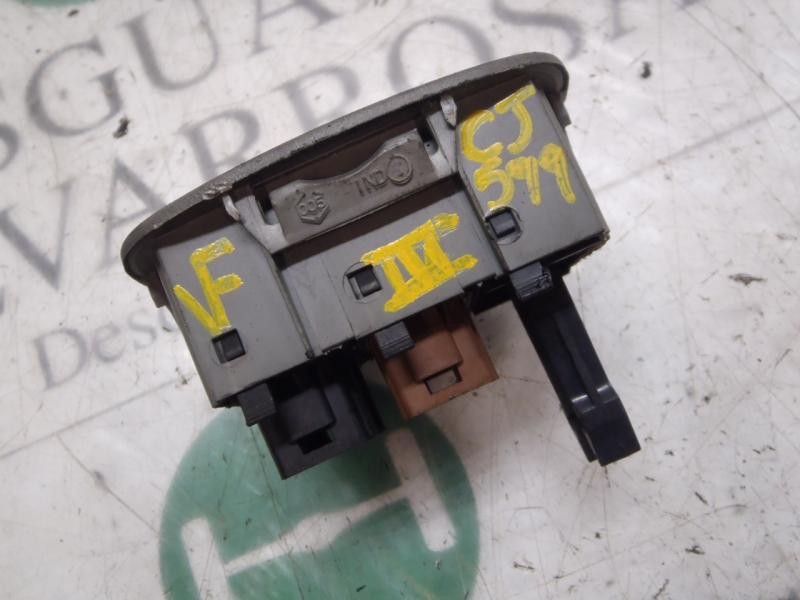 Recambio de modulo electronico para opel vivaro combi 2.7t corto referencia OEM IAM   