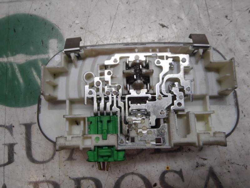 Recambio de piloto interior para citroën c4 grand picasso sx referencia OEM IAM 6362Q0  