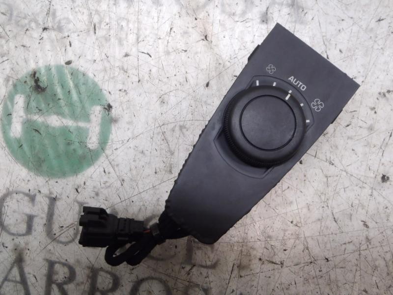 Recambio de mando climatizador para citroën c4 grand picasso sx referencia OEM IAM 6451XG  