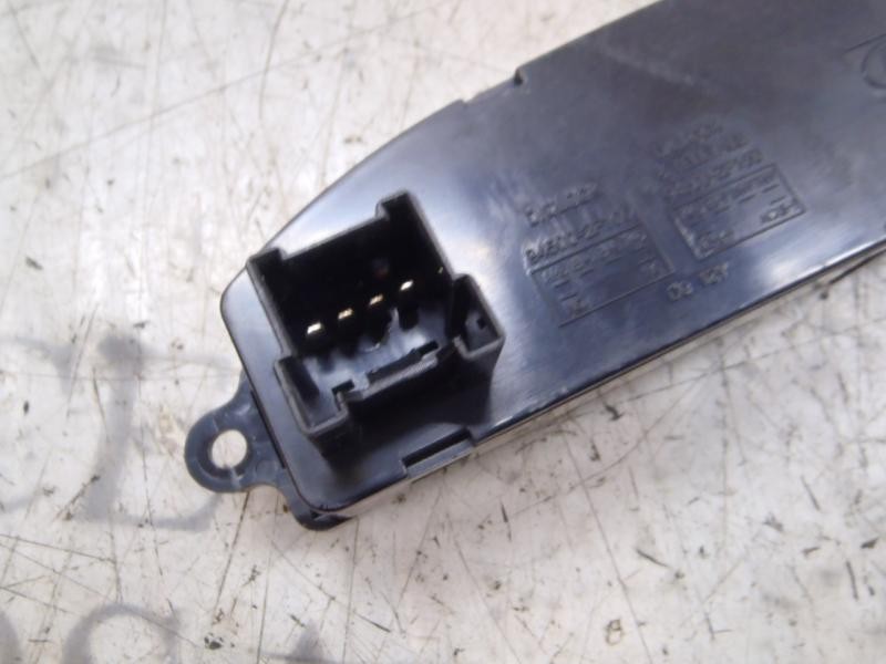 Recambio de mando multifuncion para kia cerato 2.0 lx crdi familiar (5-ptas.) referencia OEM IAM   