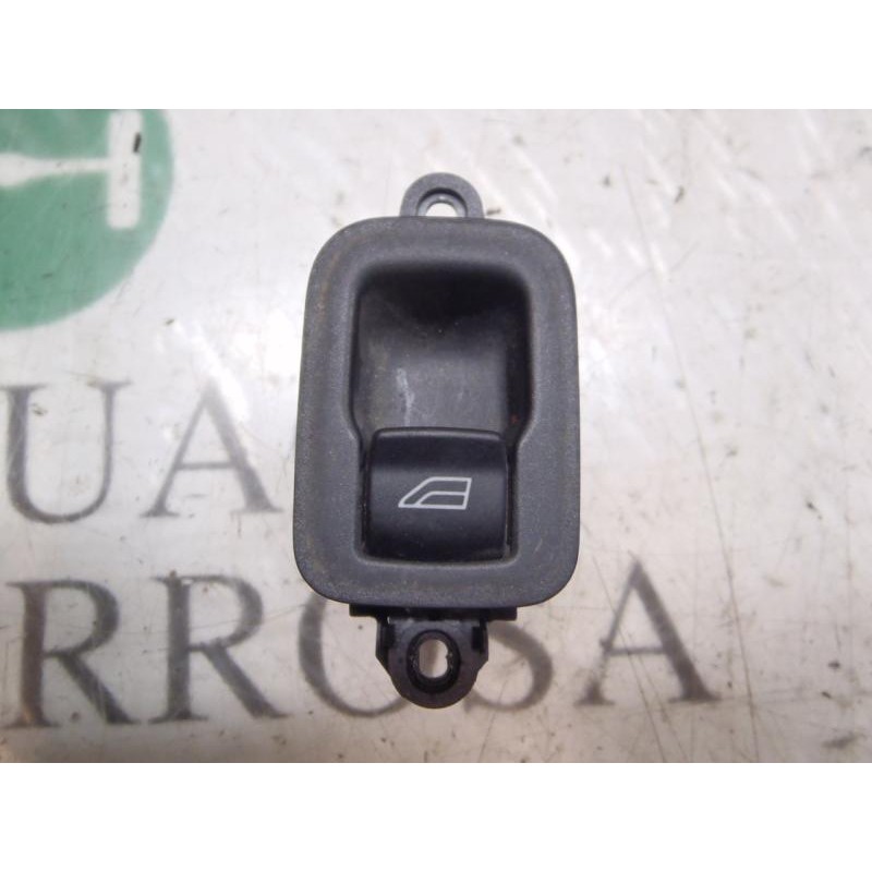 Recambio de mando elevalunas trasero derecho para volvo v50 familiar 1.8 kinetic referencia OEM IAM   