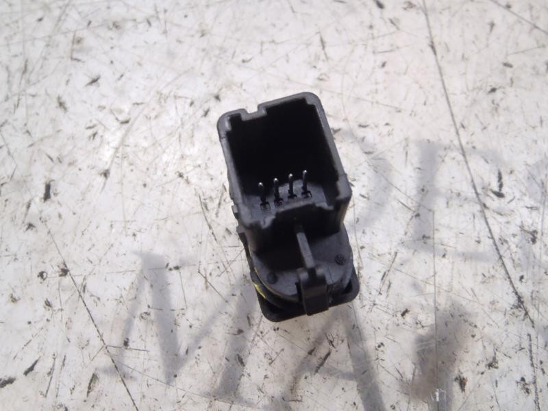 Recambio de mando elevalunas trasero derecho para ford focus c-max (cap) ambiente (d) referencia OEM IAM   