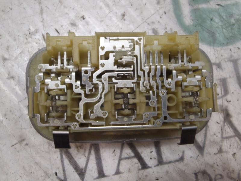 Recambio de piloto interior para peugeot 308 confort referencia OEM IAM   