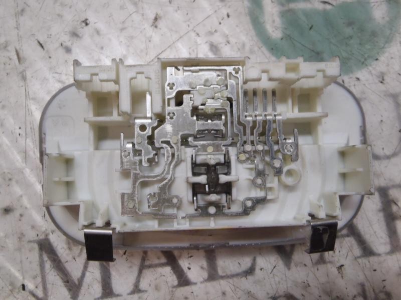 Recambio de piloto interior para peugeot 308 confort referencia OEM IAM   