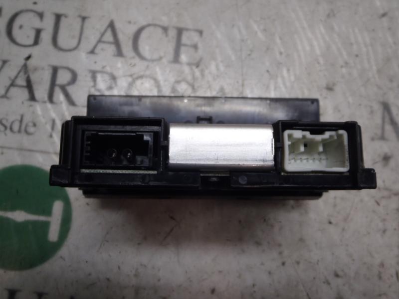 Recambio de mando multifuncion para volvo v50 familiar 1.8 kinetic referencia OEM IAM   