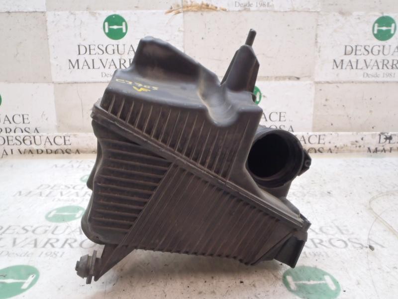 Recambio de filtro aire para renault megane ii berlina 3p confort dynamique referencia OEM IAM   