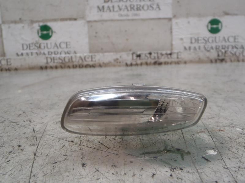 Recambio de piloto lateral izquierdo para peugeot 207 sw sport referencia OEM IAM   