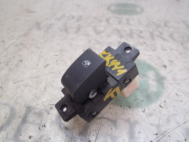 Recambio de mando elevalunas trasero derecho para opel antara enjoy 4x4 referencia OEM IAM 96628741  