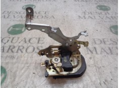 Recambio de cerradura puerta trasera izquierda para toyota corolla (e12) 1.4 d-4d luna compact referencia OEM IAM    2