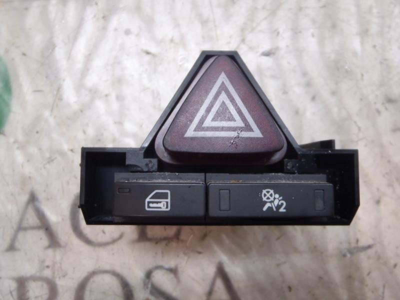 Recambio de warning para opel corsa d enjoy referencia OEM IAM   