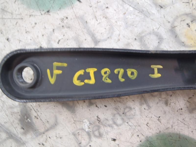 Recambio de brazo limpia delantero izquierdo para opel astra twin top cosmo referencia OEM IAM   