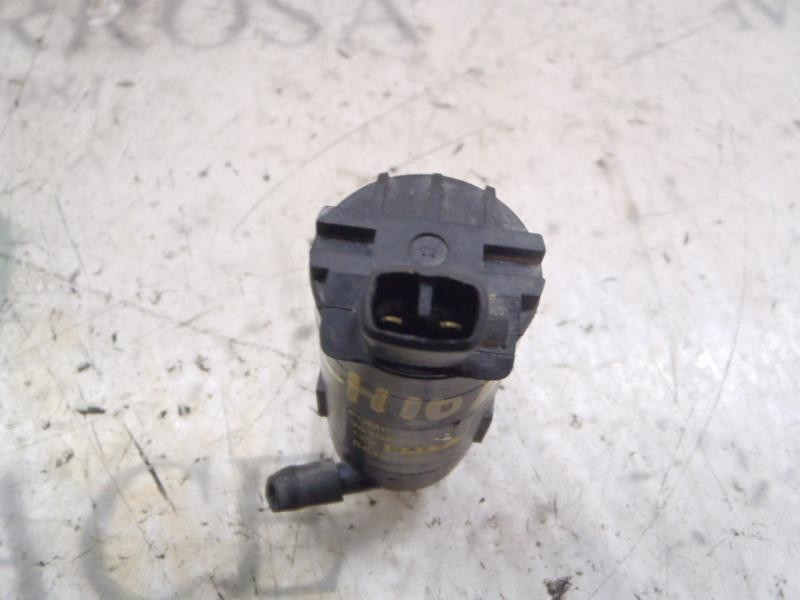 Recambio de bomba limpia para chevrolet spark ls referencia OEM IAM   