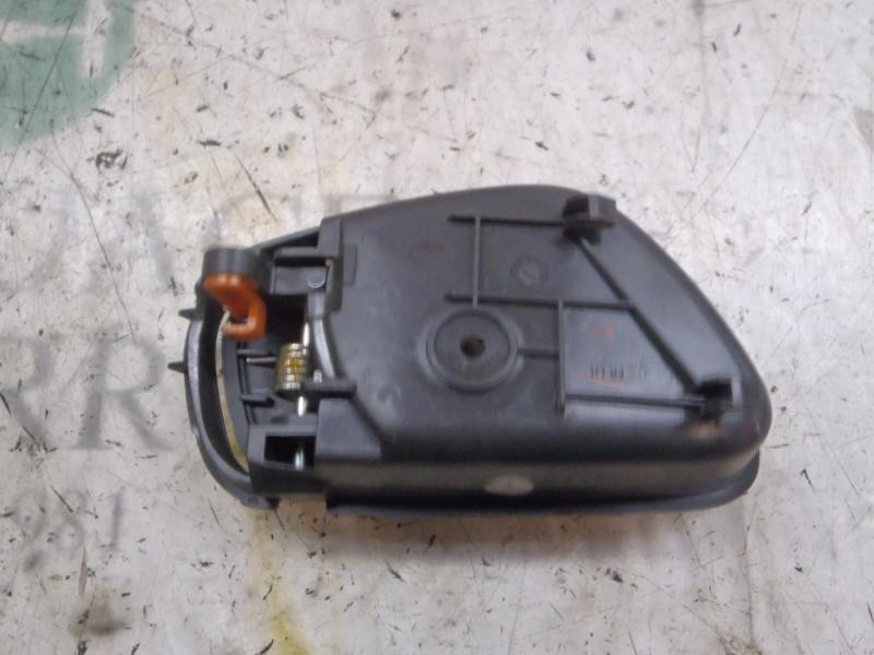 Recambio de maneta interior delantera izquierda para chevrolet spark ls referencia OEM IAM   
