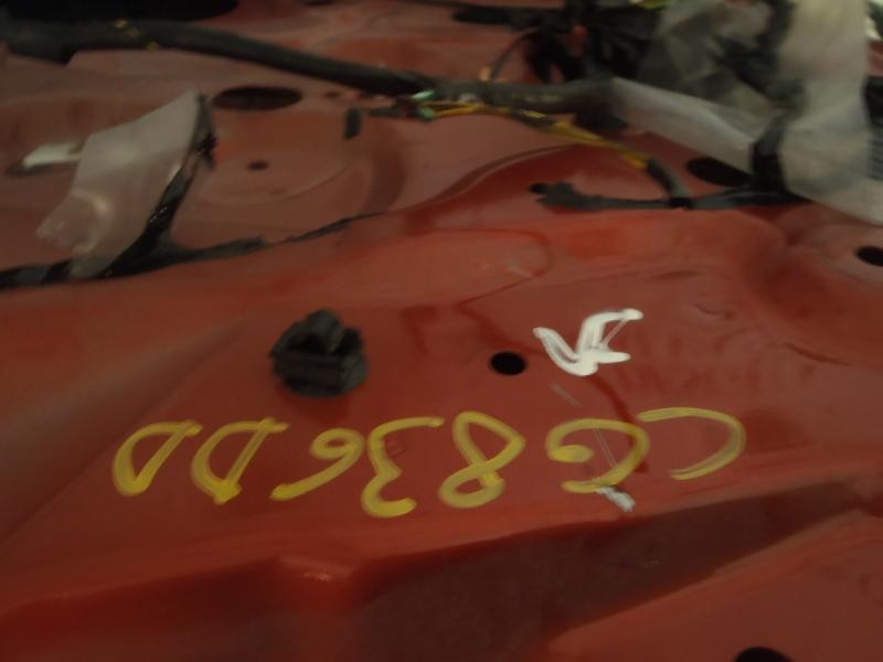 Recambio de puerta delantera derecha para suzuki sx4 rw (ey) gl referencia OEM IAM 6800179J00  