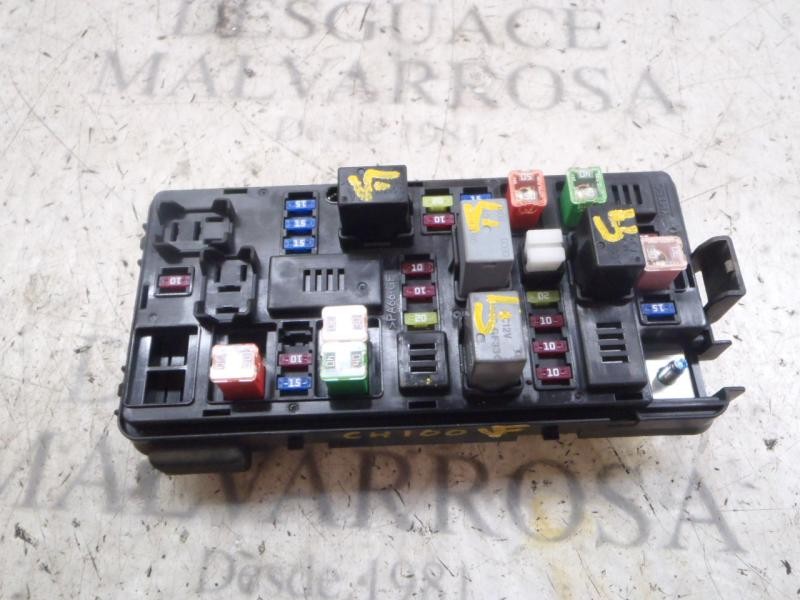 Recambio de caja reles / fusibles para chevrolet spark ls referencia OEM IAM   
