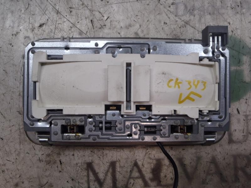 Recambio de piloto interior para fiat qubo (300) 1.3 16v jtd cat referencia OEM IAM 735547006  