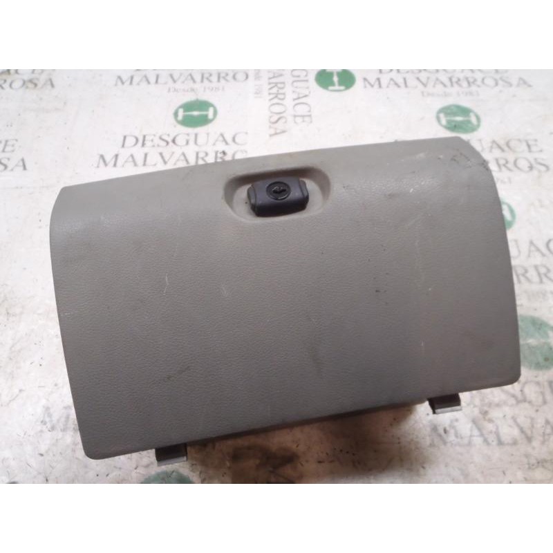 Recambio de guantera para opel movano (2004 =>) combi corto l1h1 2.8t referencia OEM IAM   