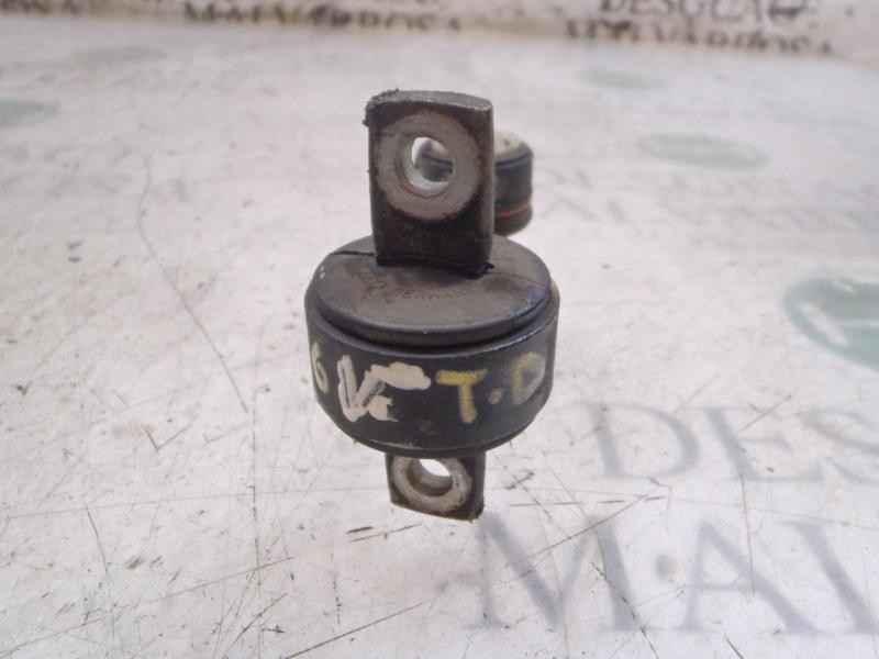 Recambio de tirante trasero derecho para audi a4 berlina (8e) 3.0 tdi quattro (150kw) referencia OEM IAM 8E0505465AF  