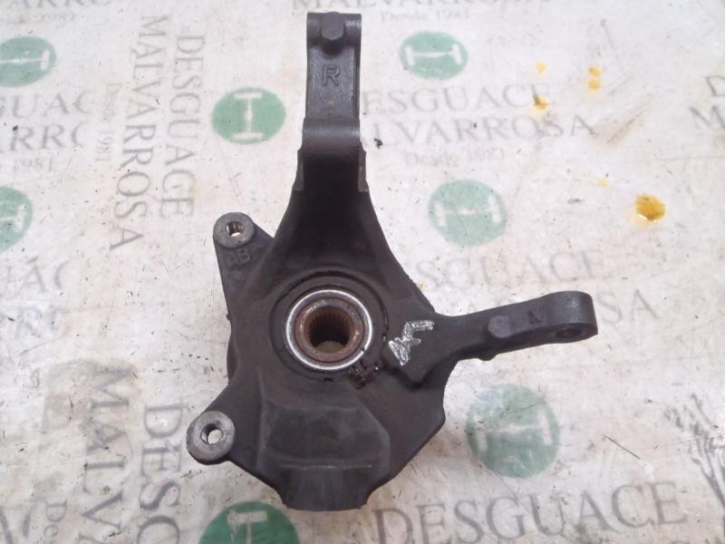 Recambio de mangueta delantera derecha para opel vivaro furgón 2.7t corto referencia OEM IAM   