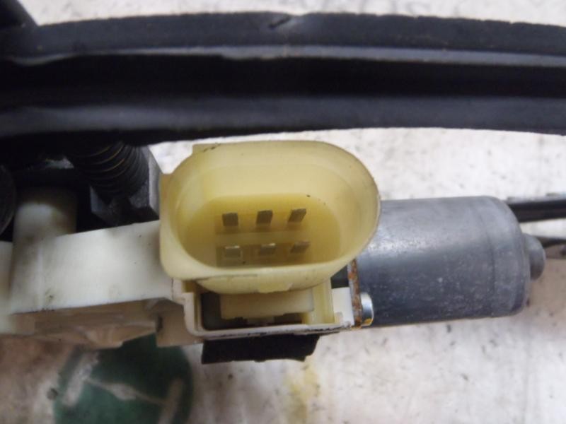 Recambio de elevalunas delantero derecho para ford mondeo ber. (ca2) trend referencia OEM IAM 1803914 0130822286 0130822286