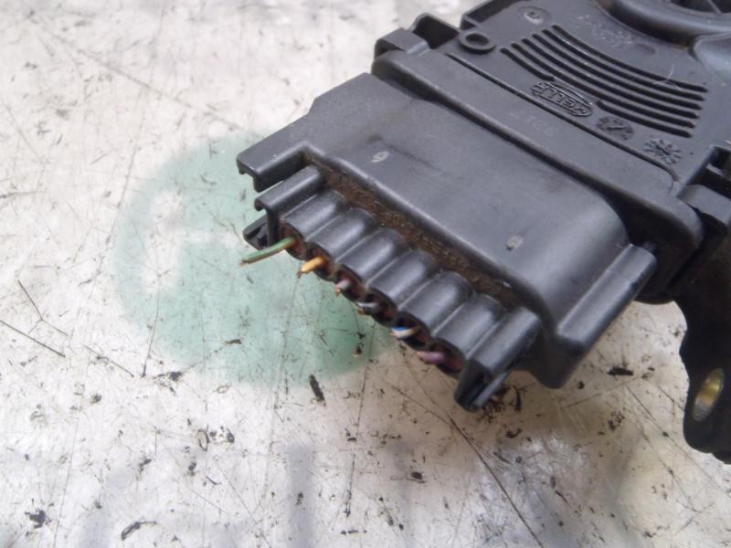 Recambio de potenciometro pedal para ford mondeo ber. (ca2) trend referencia OEM IAM 2103911  