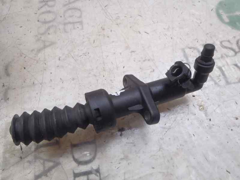 Recambio de bombin embrague para peugeot 407 sport referencia OEM IAM   